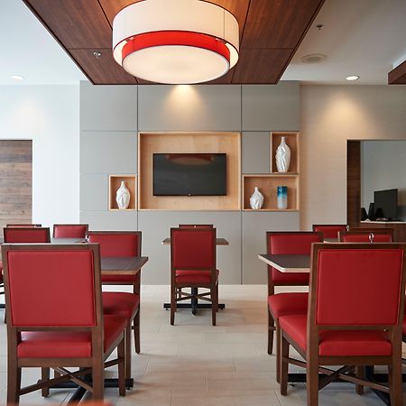 Holiday Inn Express & Suites St. John'S Airport By Ihg Bagian luar foto