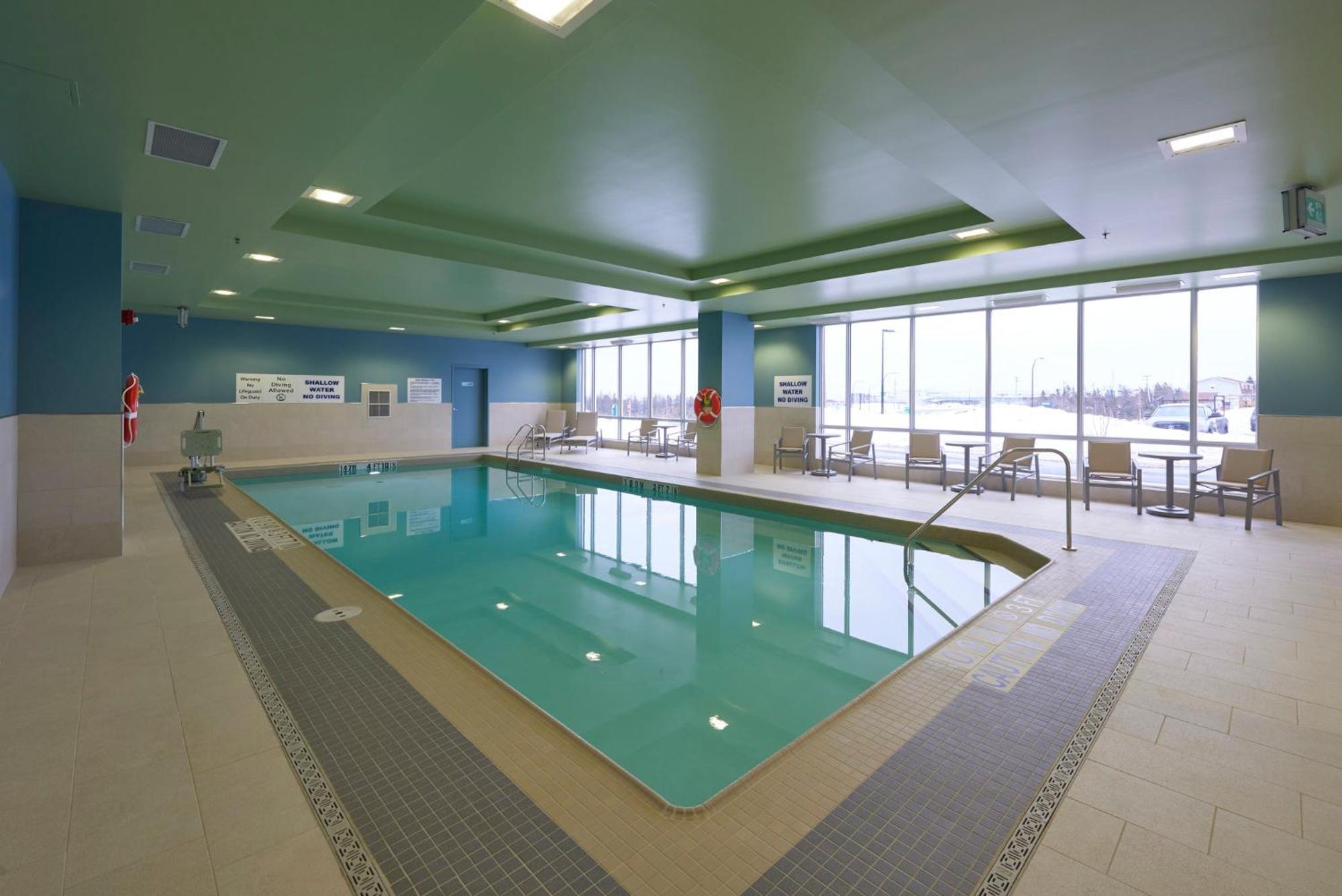 Holiday Inn Express & Suites St. John'S Airport By Ihg Bagian luar foto