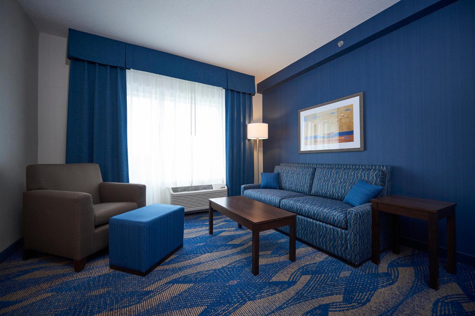 Holiday Inn Express & Suites St. John'S Airport By Ihg Bagian luar foto